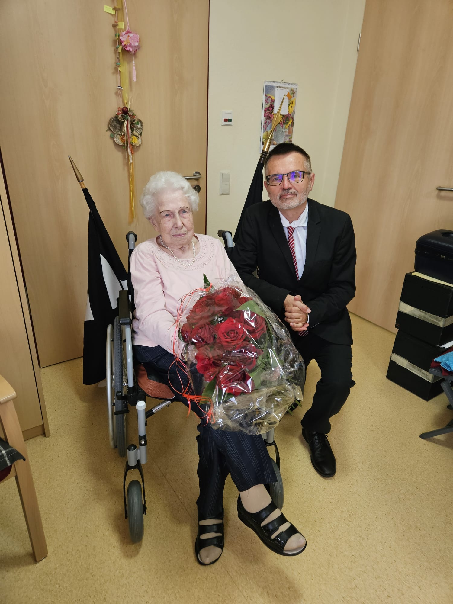 Mehr über den Artikel erfahren Ursula Schack wird 100: „Und dann habe ich gekämpft!“